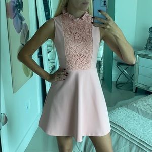 ZARA Dress 🌸 👱🏻‍♀️